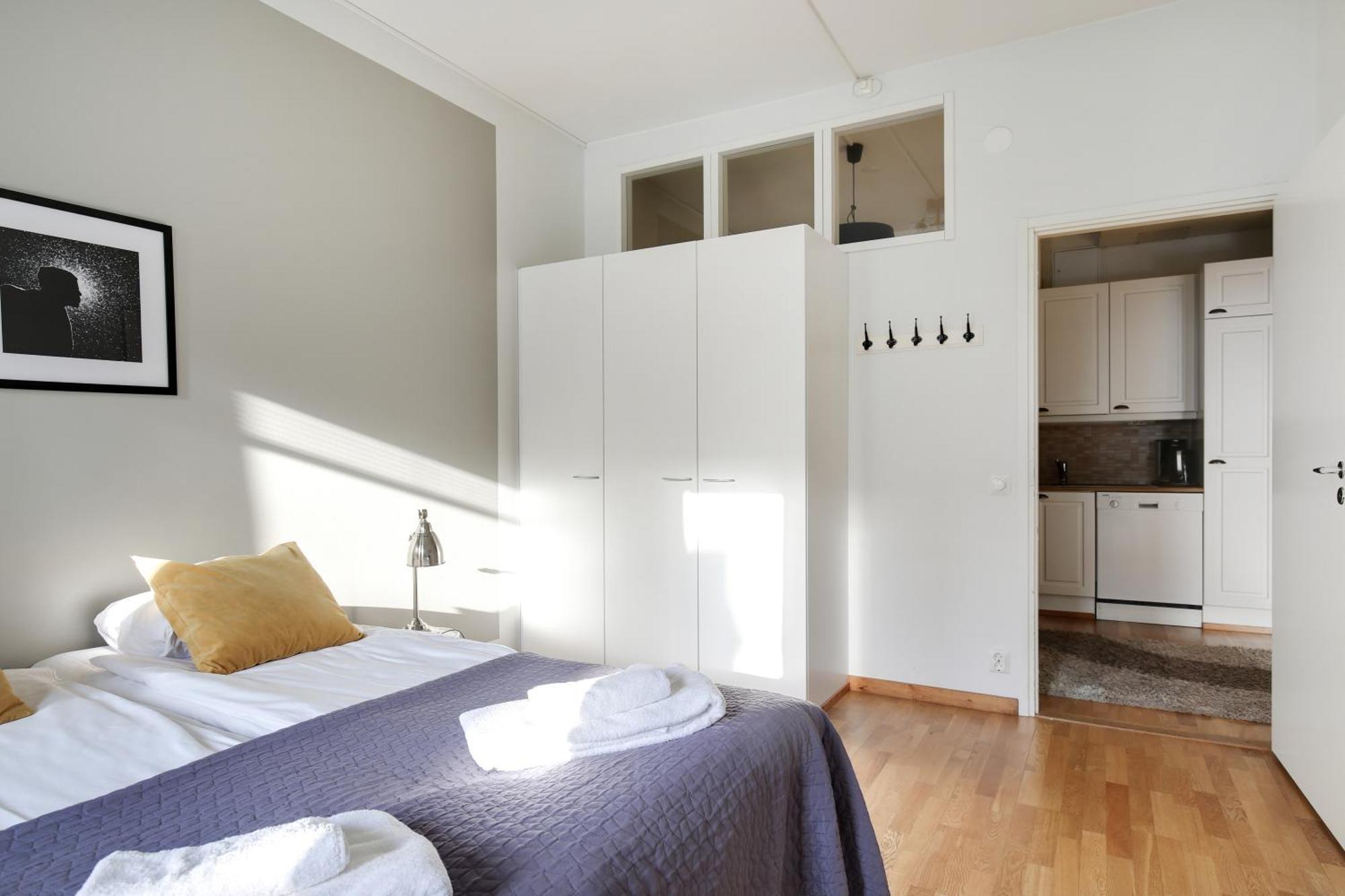 Kotimaailma Apartments Kamppi - 2Br In The City Center With Code Lock Helsinki Eksteriør billede